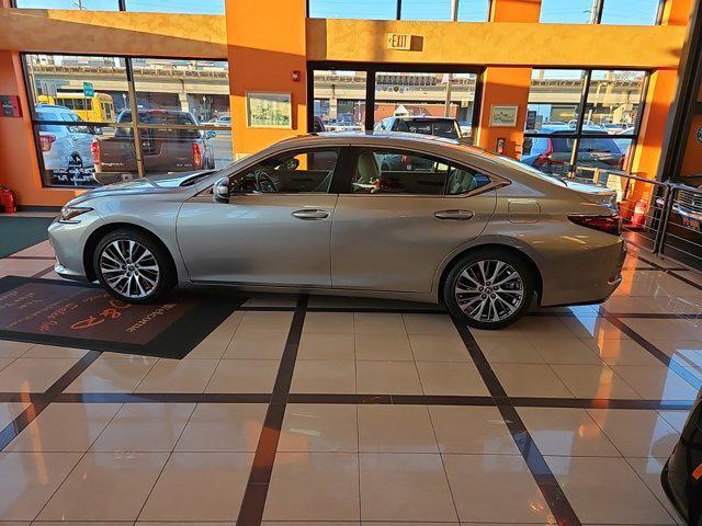 used 2020 Lexus ES 350 car, priced at $38,795