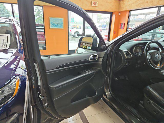 used 2020 Jeep Grand Cherokee car, priced at $31,495