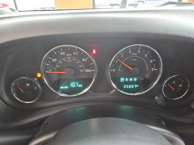 used 2015 Jeep Wrangler Unlimited car, priced at $28,895