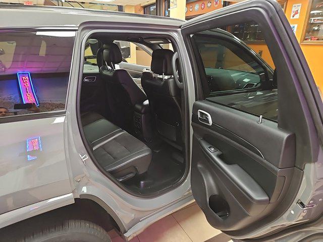 used 2021 Jeep Grand Cherokee car, priced at $34,895