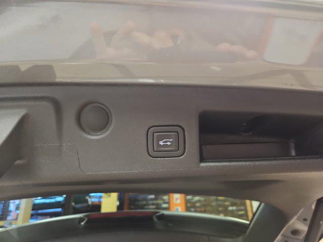 used 2023 Chevrolet Equinox car, priced at $28,895