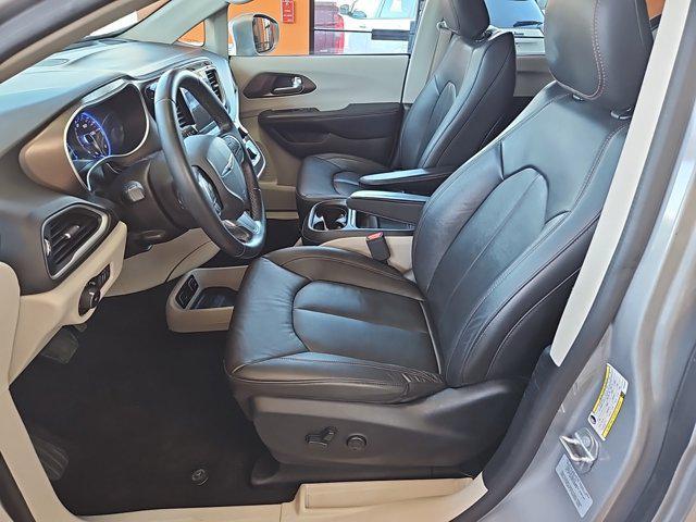 used 2017 Chrysler Pacifica car, priced at $19,495