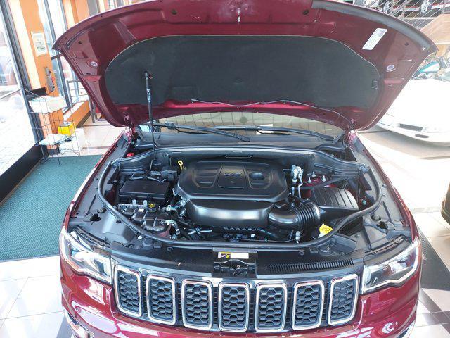 used 2021 Jeep Grand Cherokee car, priced at $30,895