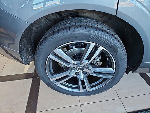 used 2021 Volvo XC60 car, priced at $36,895