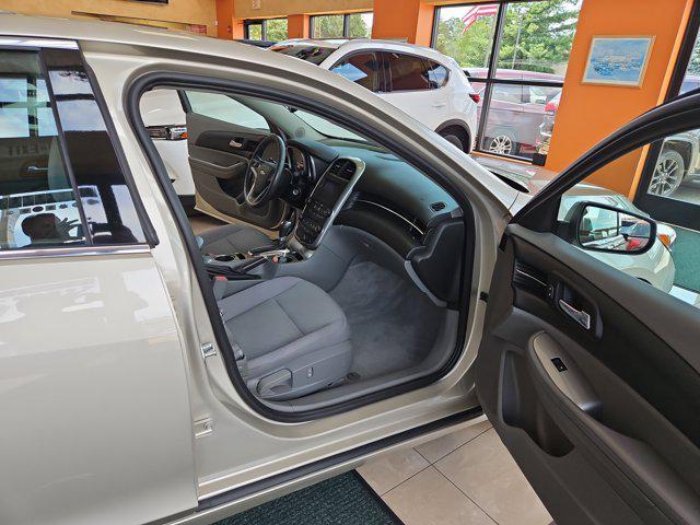 used 2014 Chevrolet Malibu car, priced at $15,500