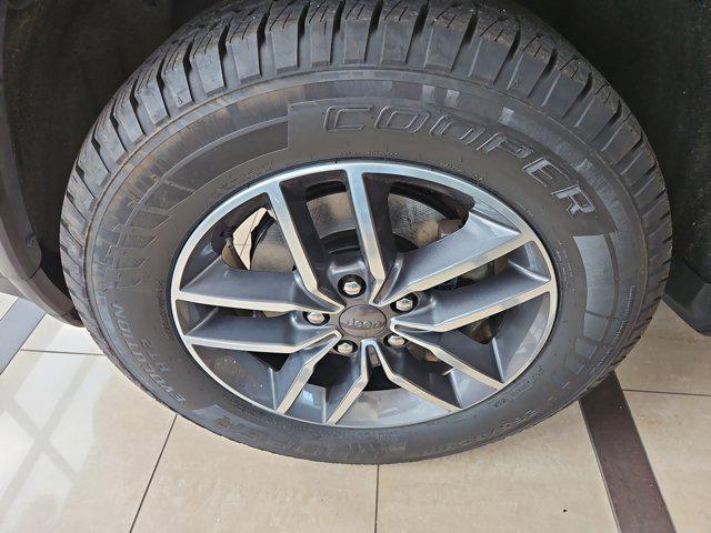 used 2019 Jeep Grand Cherokee car, priced at $26,795
