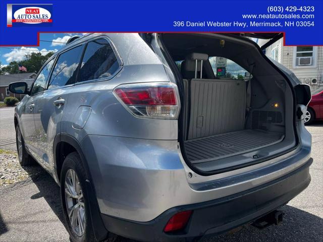used 2015 Toyota Highlander car, priced at $17,995