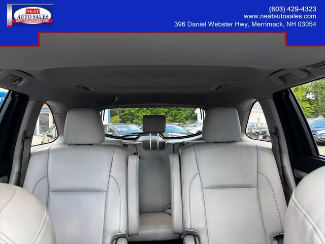 used 2015 Toyota Highlander car, priced at $17,995