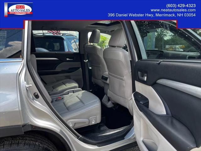 used 2015 Toyota Highlander car, priced at $17,995