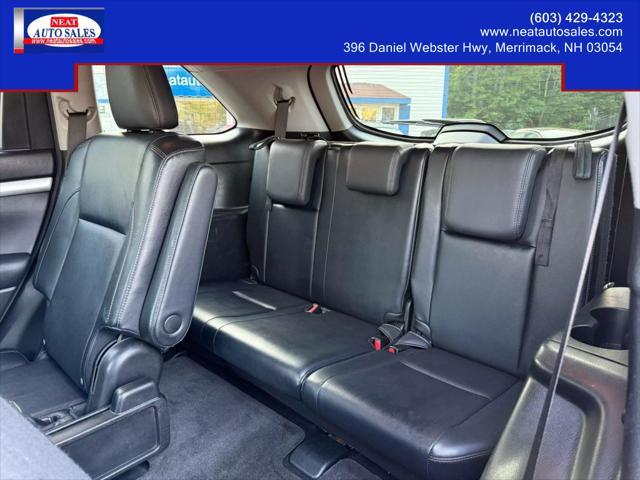 used 2014 Toyota Highlander car, priced at $15,995