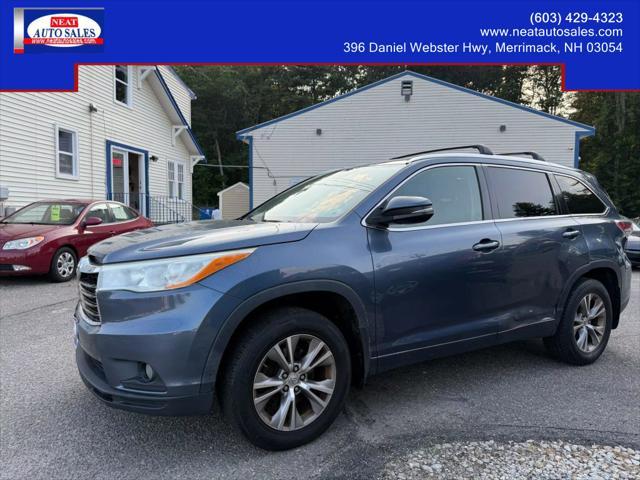 used 2014 Toyota Highlander car, priced at $15,995