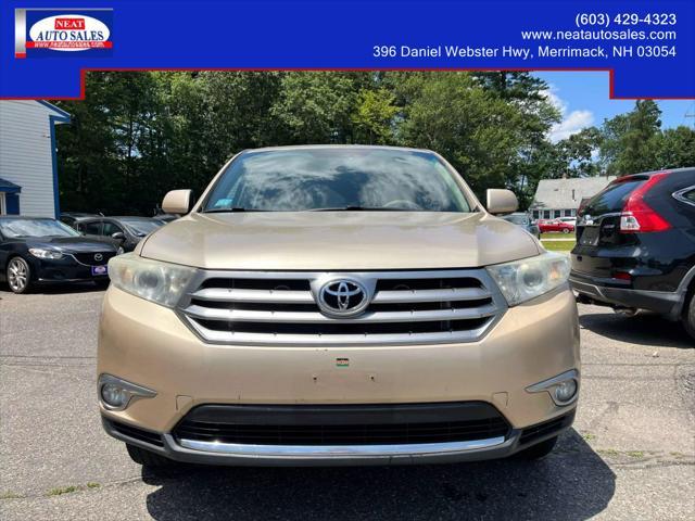 used 2013 Toyota Highlander car, priced at $13,495