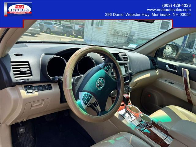 used 2013 Toyota Highlander car, priced at $13,495