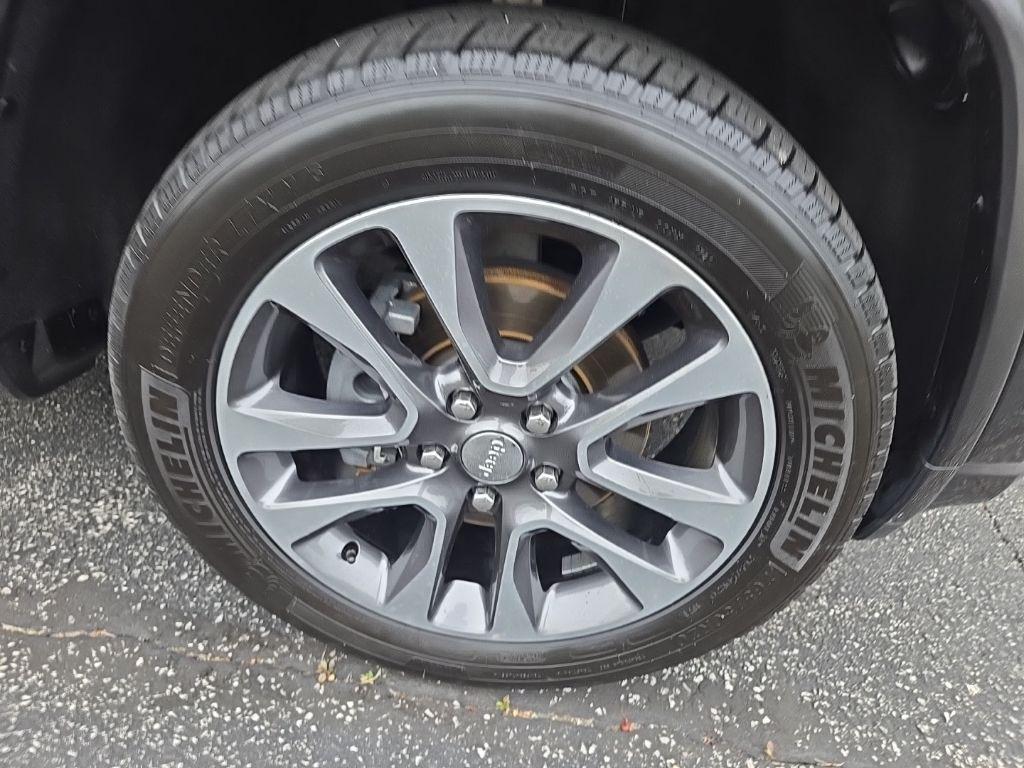 used 2018 Jeep Grand Cherokee car, priced at $22,130