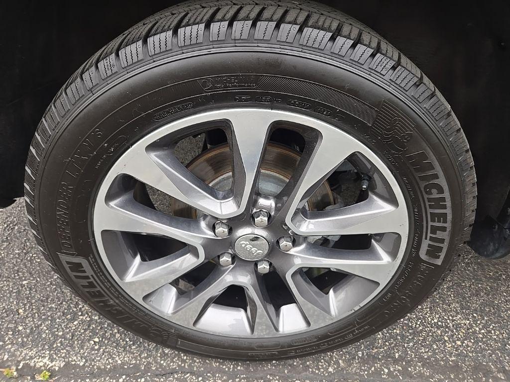 used 2018 Jeep Grand Cherokee car, priced at $22,130