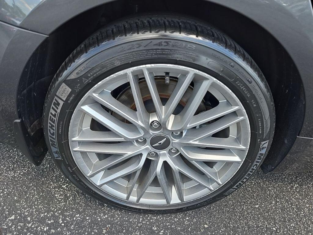 used 2021 Genesis G70 car, priced at $27,637