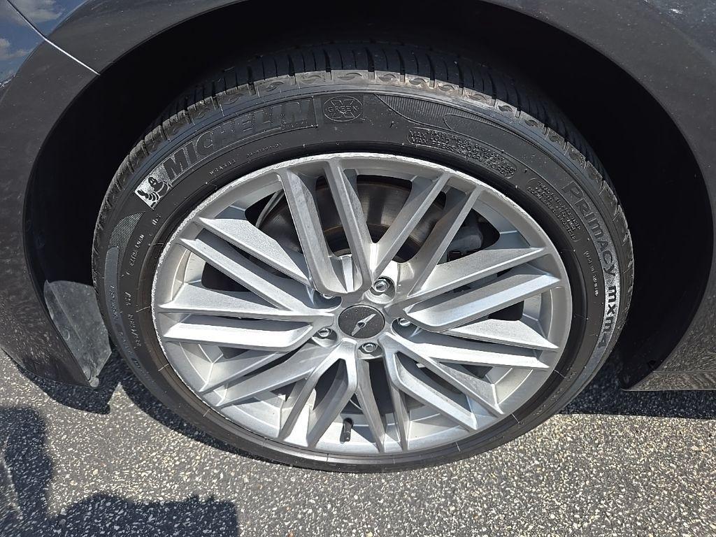 used 2021 Genesis G70 car, priced at $27,637