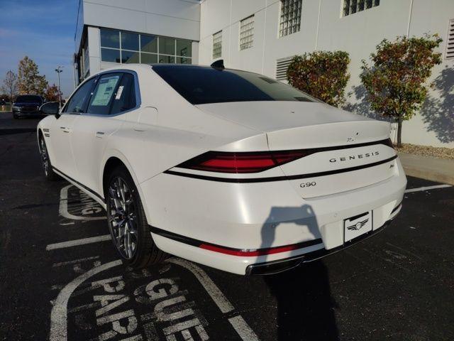 new 2025 Genesis G90 car, priced at $103,040
