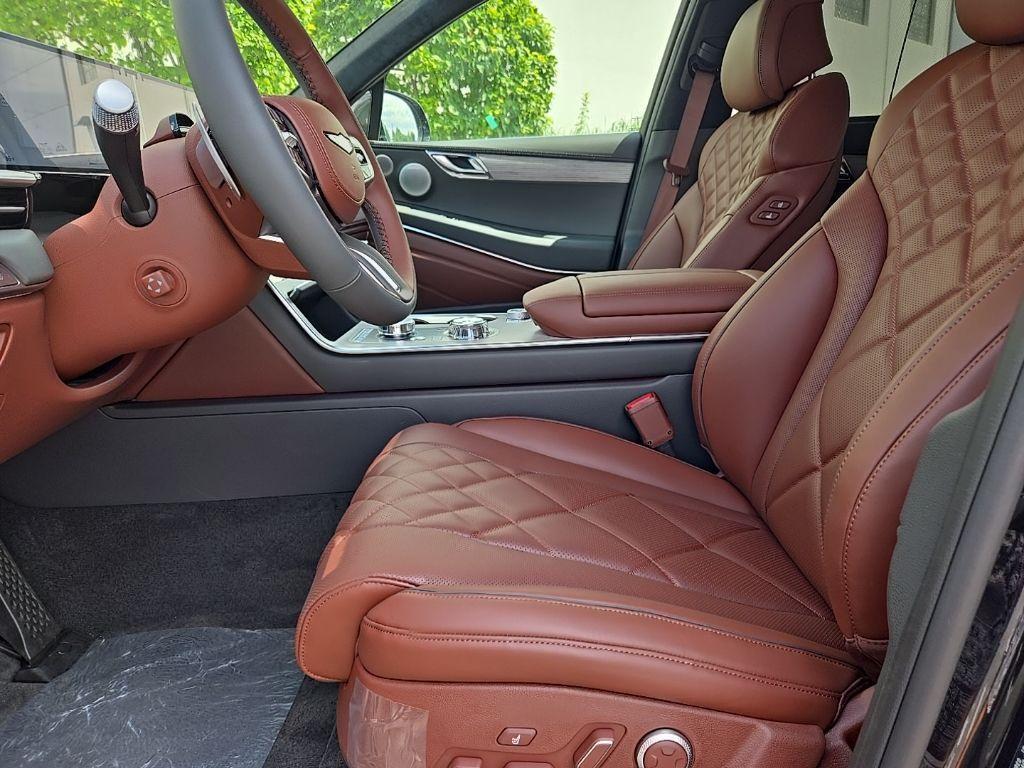 new 2025 Genesis GV80 car, priced at $82,770