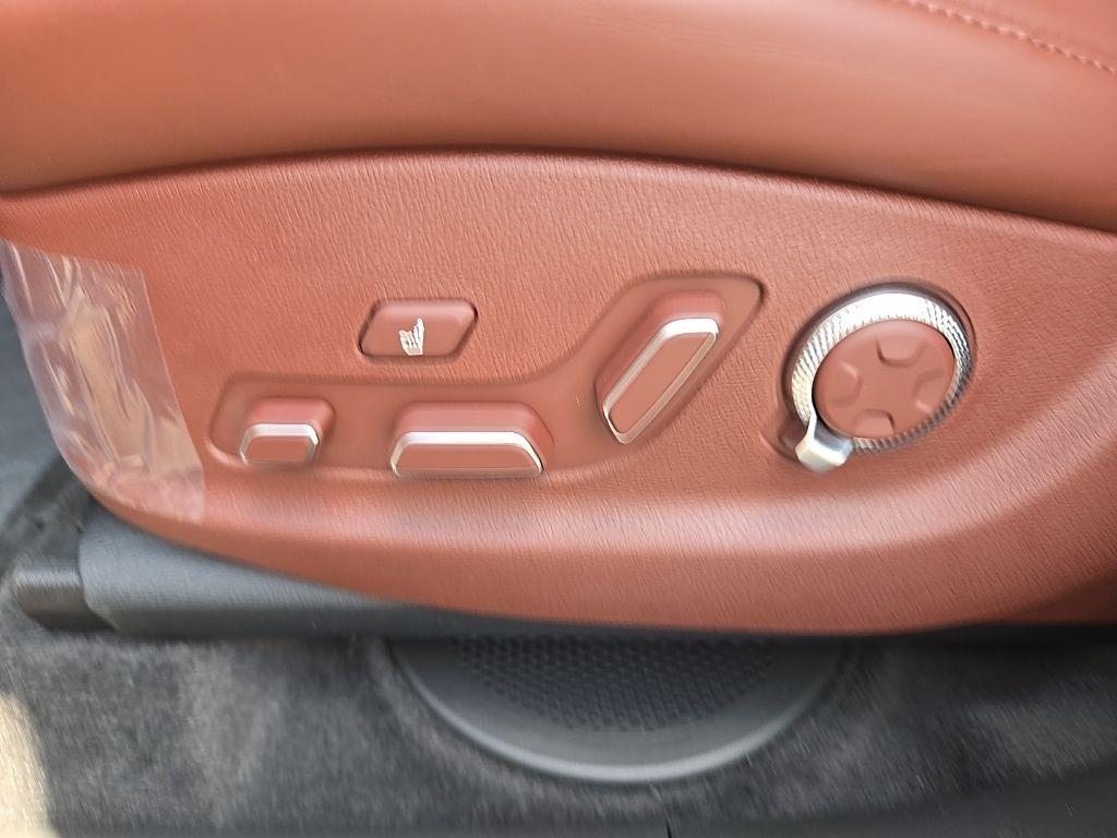 new 2025 Genesis GV80 car, priced at $82,770