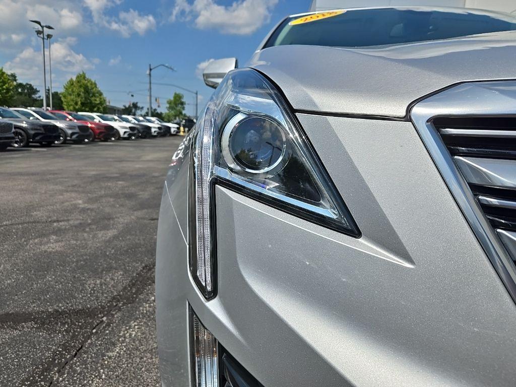 used 2018 Cadillac XT5 car, priced at $21,610