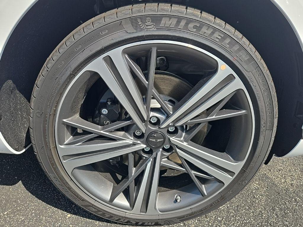 new 2025 Genesis GV80 Coupe car, priced at $87,910