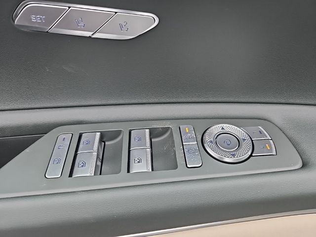new 2025 Genesis GV80 car, priced at $60,479