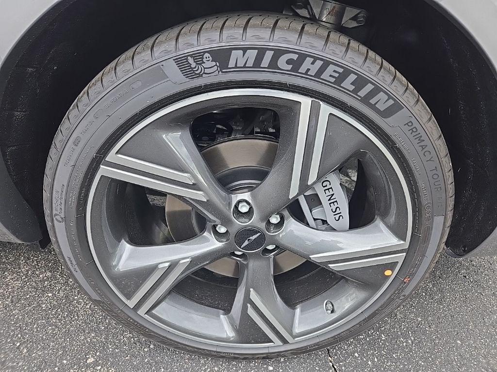new 2025 Genesis GV80 car, priced at $82,864
