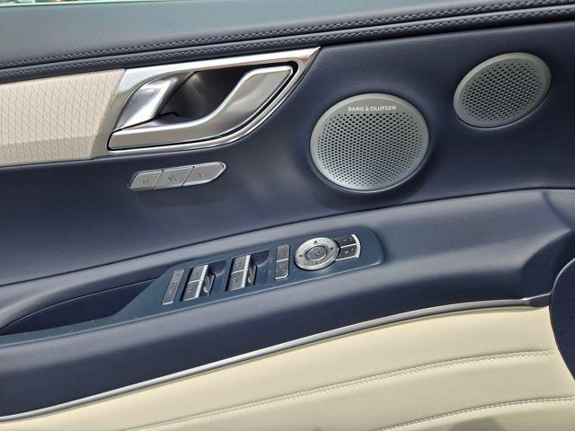 new 2025 Genesis GV80 car, priced at $82,850