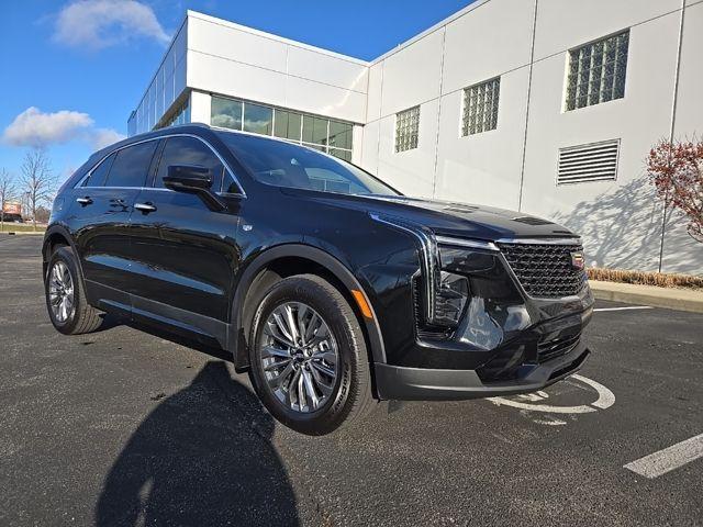 used 2025 Cadillac XT4 car, priced at $43,995