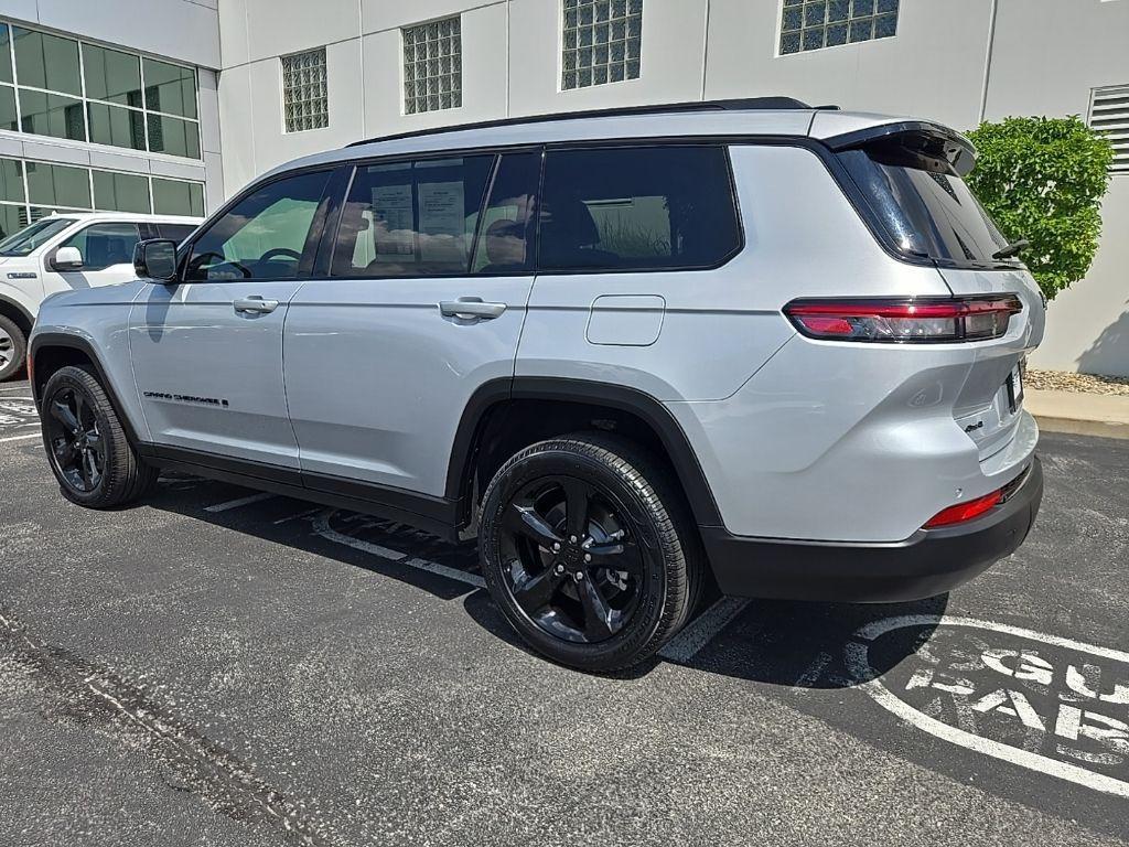 used 2024 Jeep Grand Cherokee L car, priced at $40,776