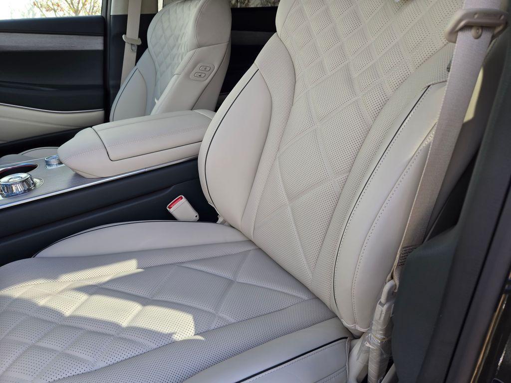new 2025 Genesis GV80 car, priced at $82,765