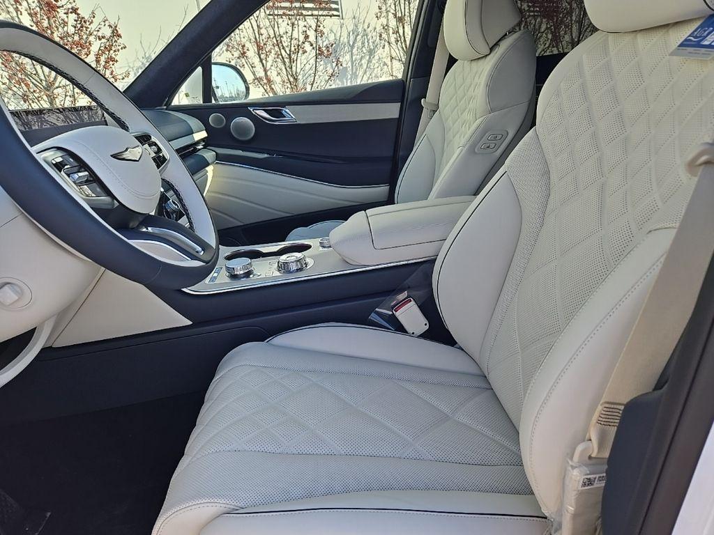 new 2025 Genesis GV80 car, priced at $82,789