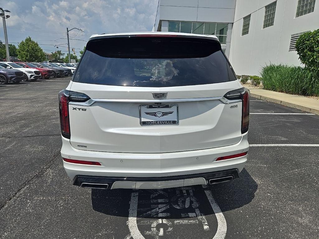 used 2022 Cadillac XT6 car, priced at $41,369