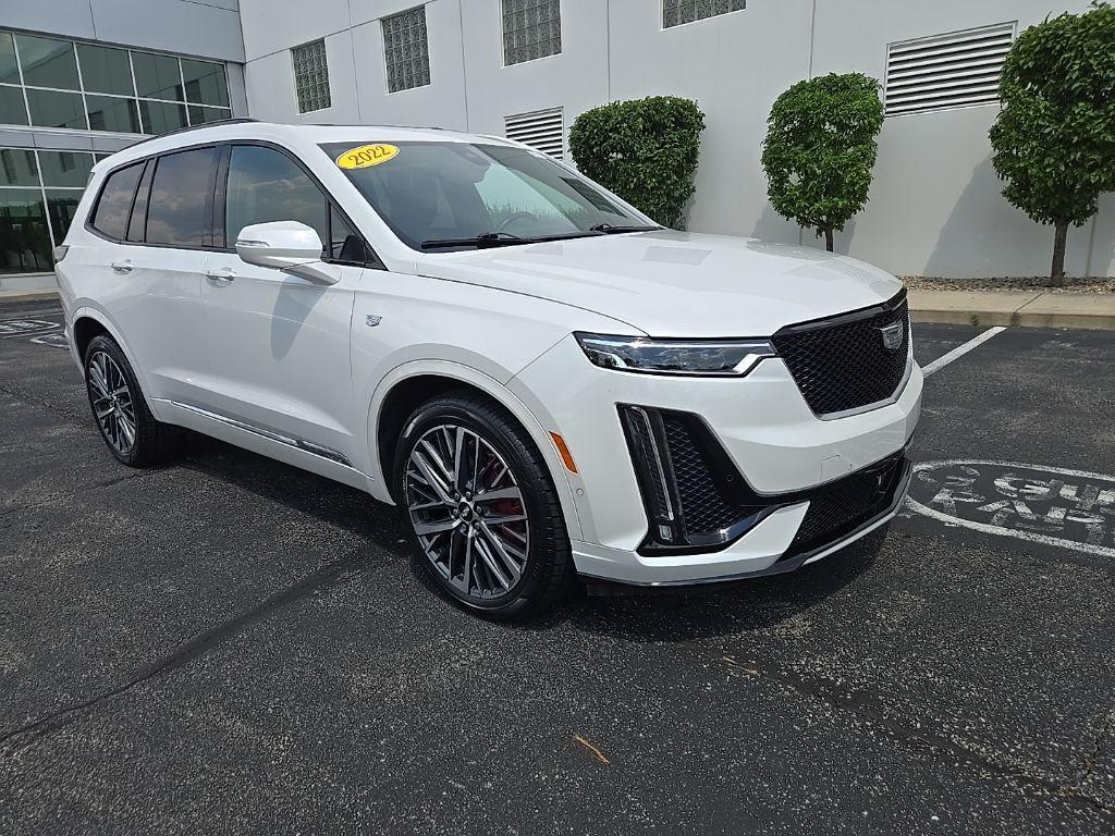 used 2022 Cadillac XT6 car, priced at $41,369