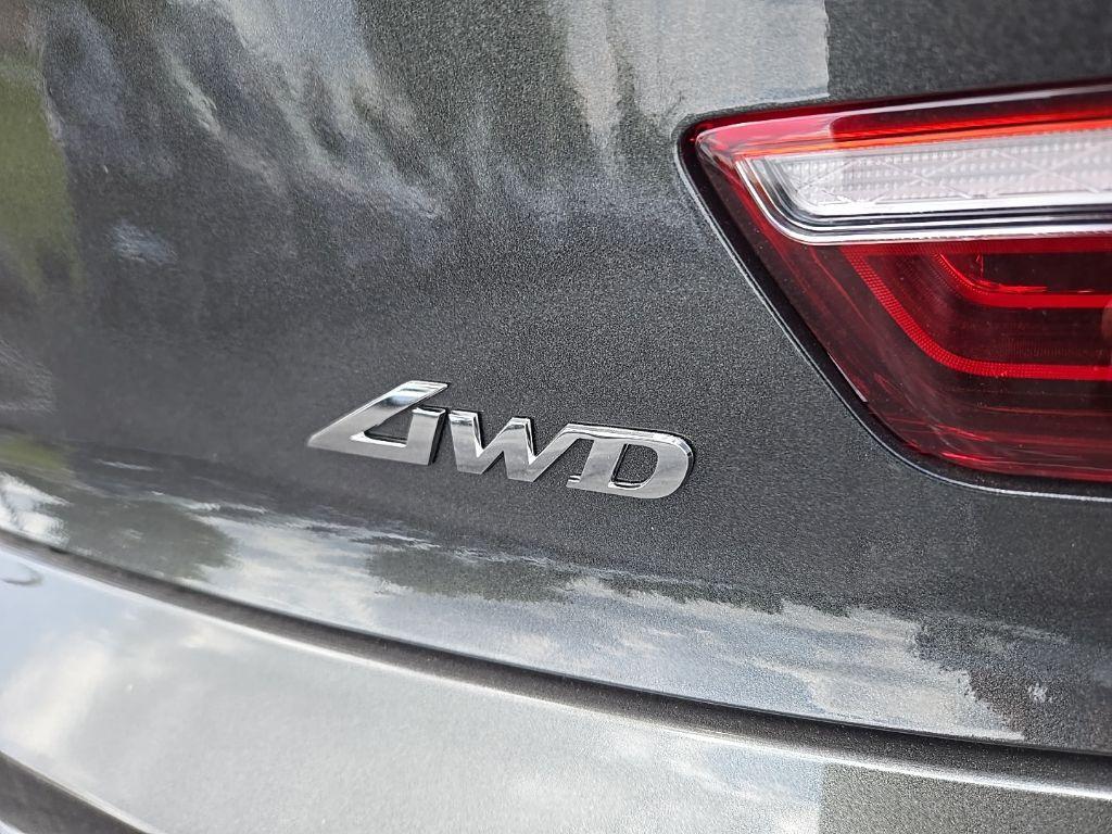 new 2025 Genesis G80 car, priced at $64,295