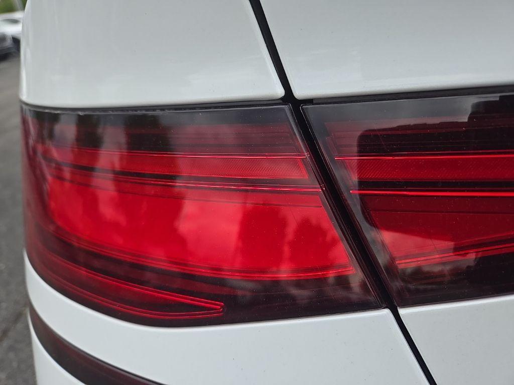 new 2025 Genesis G90 car, priced at $102,405