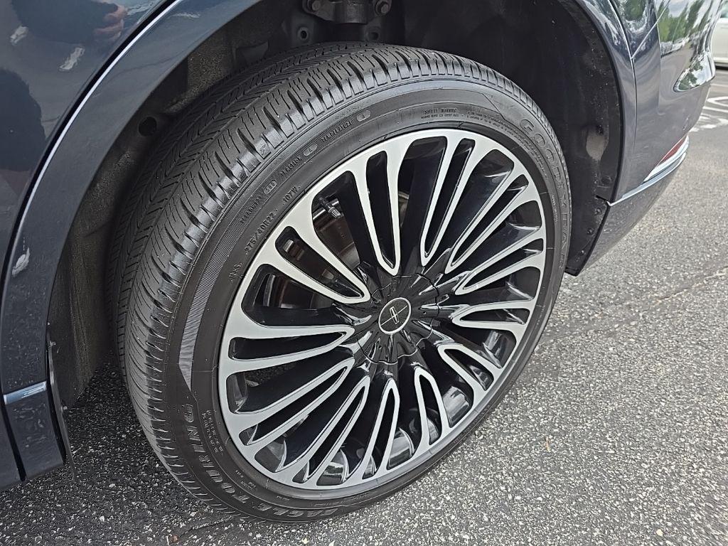 used 2020 Lincoln Aviator car, priced at $40,737