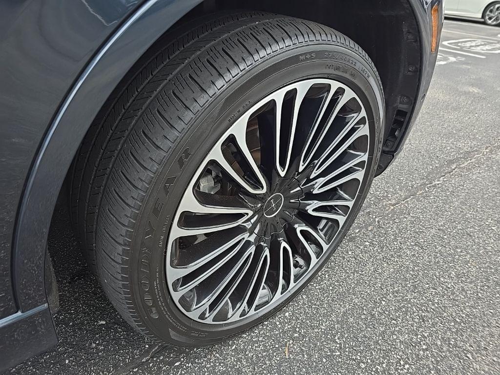 used 2020 Lincoln Aviator car, priced at $40,737