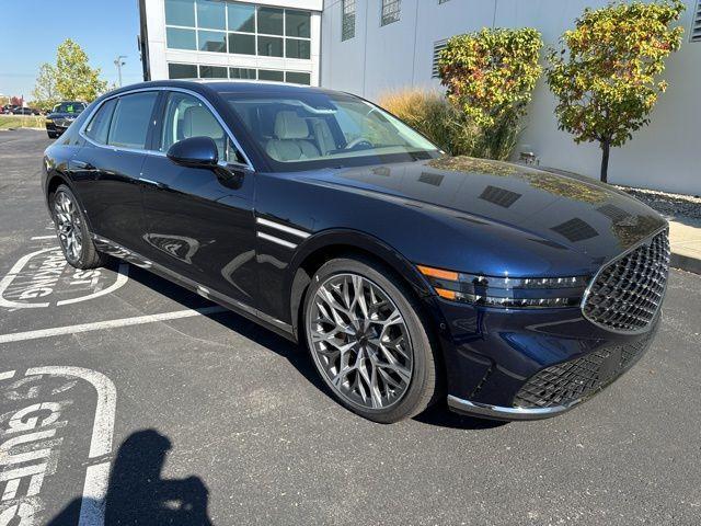 new 2025 Genesis G90 car, priced at $102,685