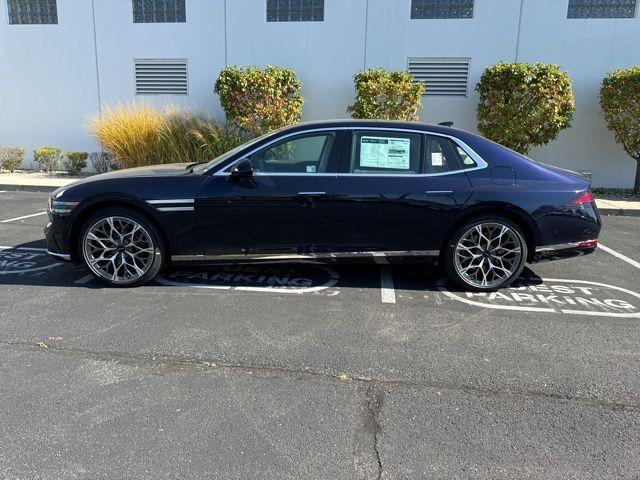 new 2025 Genesis G90 car, priced at $102,685