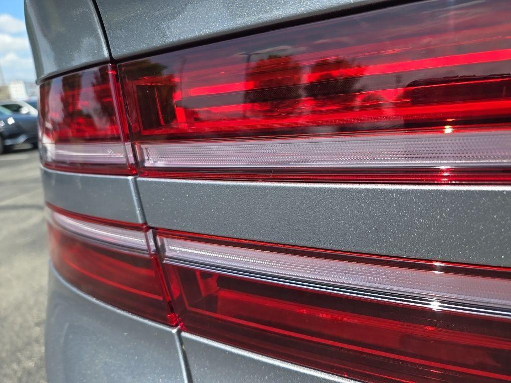 new 2025 Genesis GV80 car, priced at $82,770