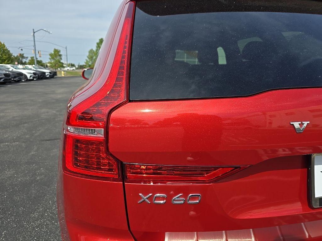 used 2018 Volvo XC60 car, priced at $18,989