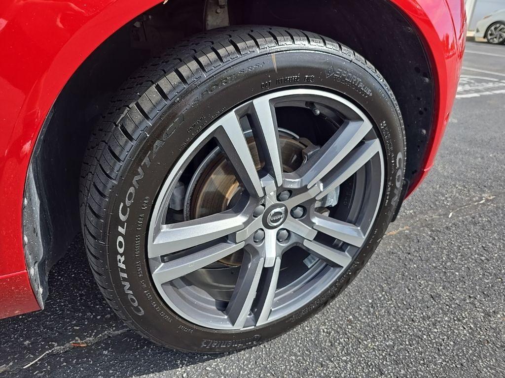 used 2018 Volvo XC60 car, priced at $18,989