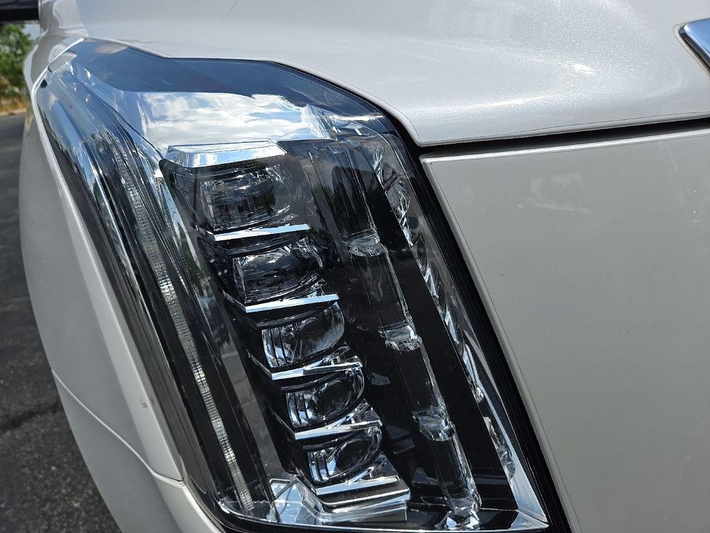 used 2017 Cadillac Escalade car, priced at $27,397