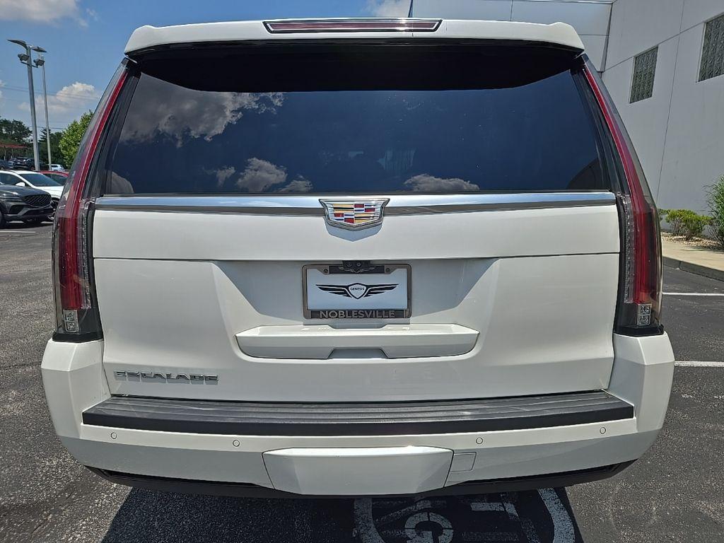used 2017 Cadillac Escalade car, priced at $27,397