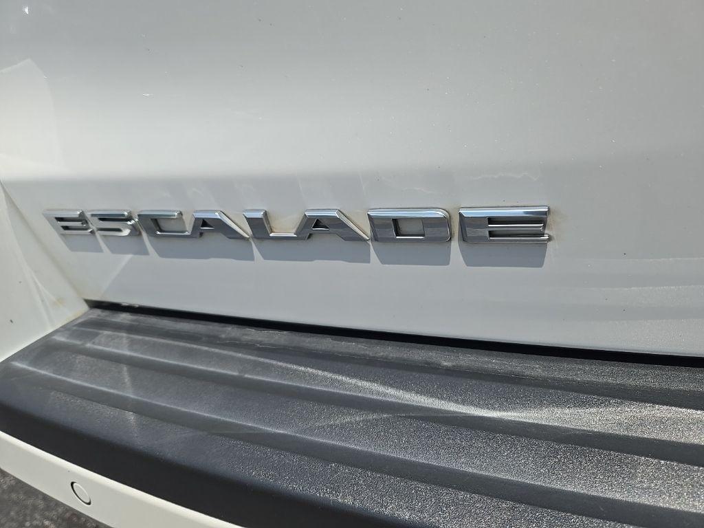 used 2017 Cadillac Escalade car, priced at $27,397