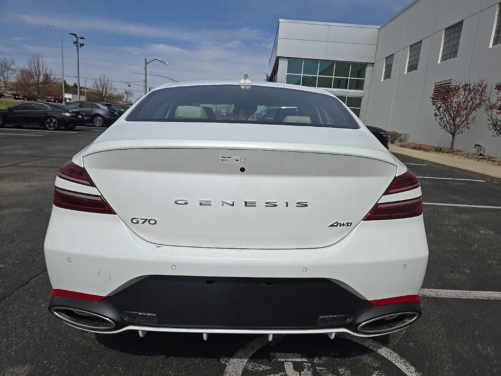 new 2025 Genesis G70 car, priced at $51,280