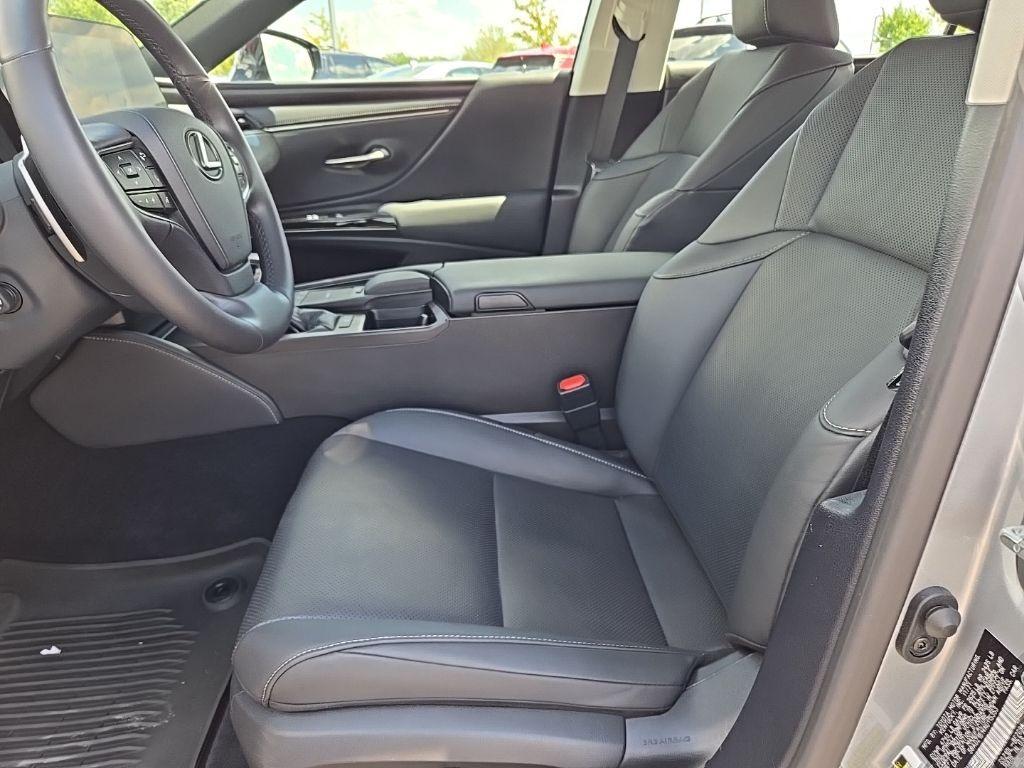 used 2022 Lexus ES 350 car, priced at $36,053