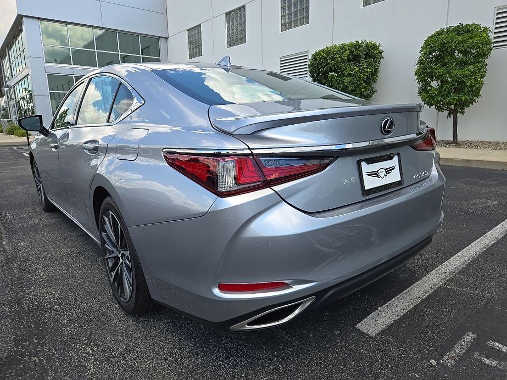 used 2022 Lexus ES 350 car, priced at $36,053